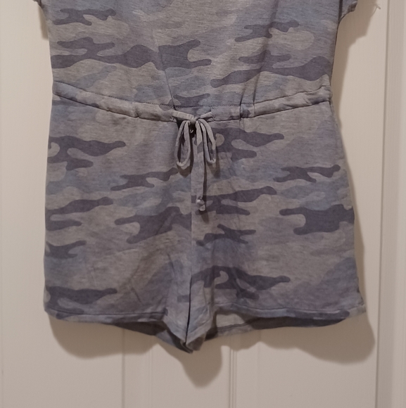 $65 ANTISTAR Soft Stretch Romper Shorts Top One Pi - Picture 6 of 6
